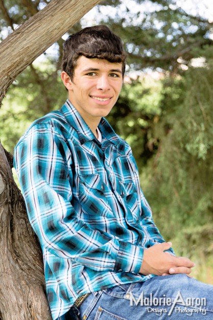 ©MalorieAaronPhotography-davenport-quadCities-senior-male-fall-portraits-06