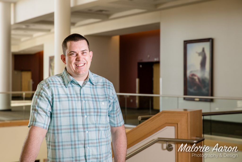 MalorieAaron, photography, graduation, portraits, BYU-Idaho, ICenter, indoor, winter, BYUI, guy, LDS